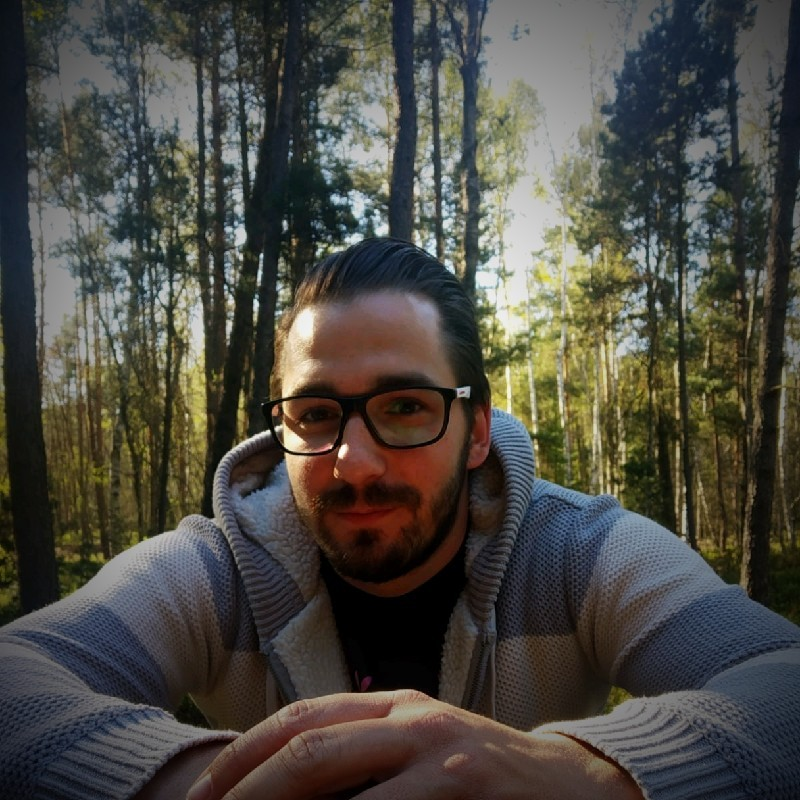 Jan Fabianek — Cloud Operations Consultant and author of the DRIVE FinOps Framework